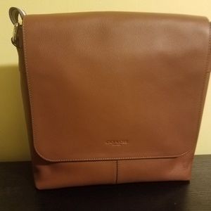 Coach Bags - Nwt Coach Men's Charles messenger Coach Bags - Nwt Coach Men's Charles messenger